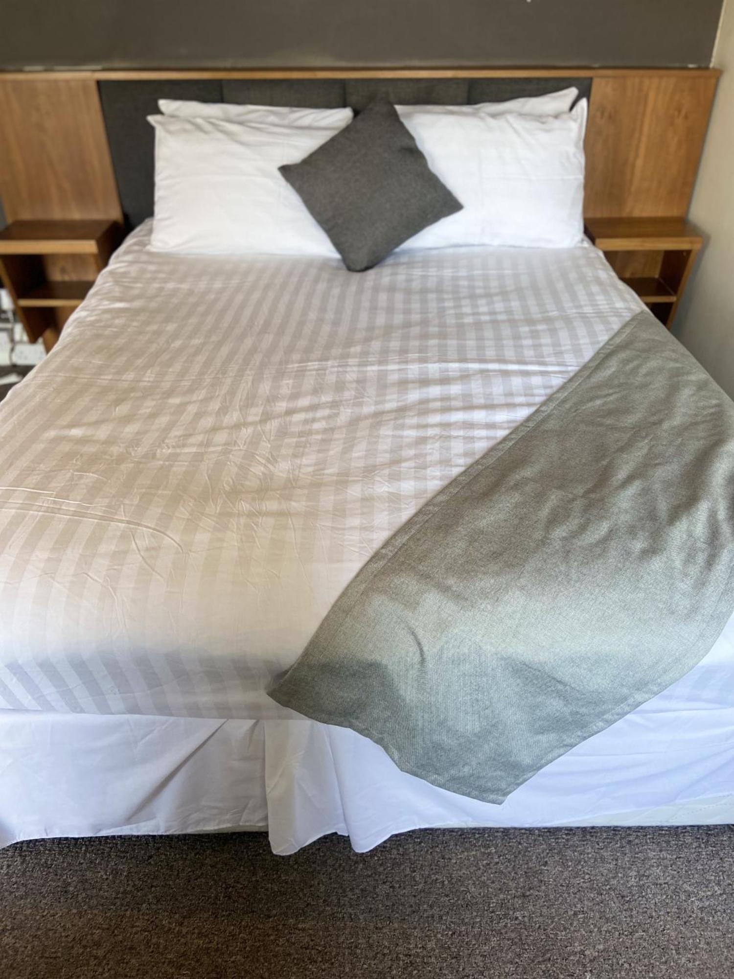 The Strathearn Hotel Dysart Esterno foto